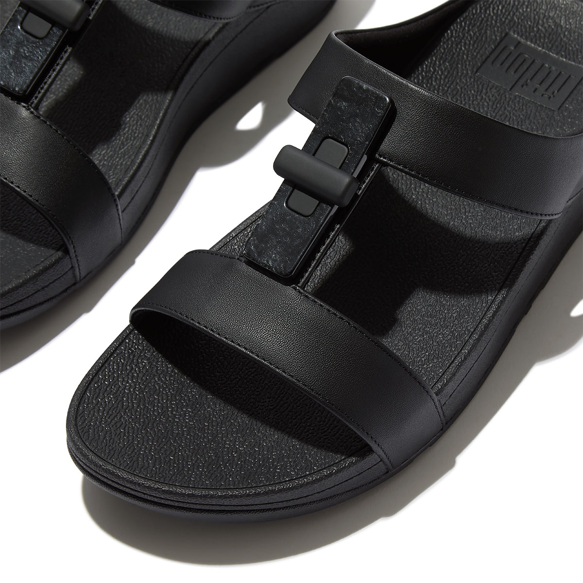 Fino Resin-Lock Leather H-Bar Slides Black (GQ2-001) | FitFlop Malaysia