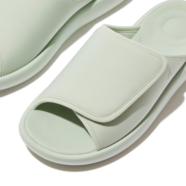 IQUSHION City Adjustable Water-Resistant Slides